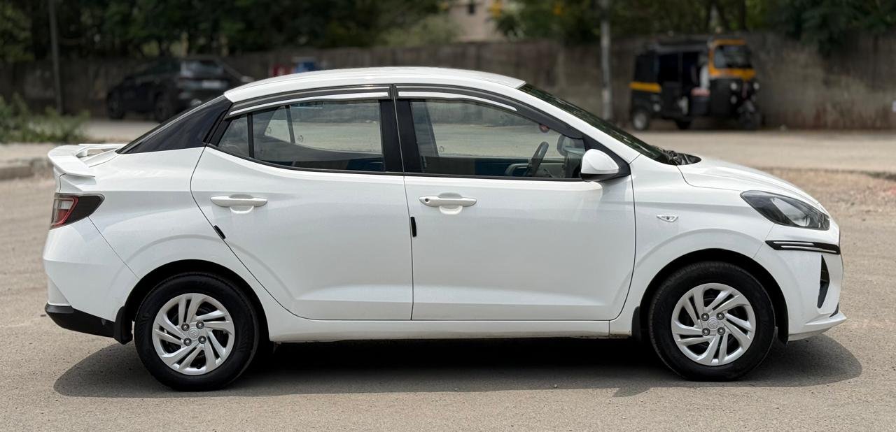 Aura Petrol CNG